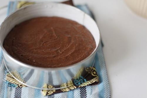 Шоколадный пирог с абрикосовым вареньем. 06 Шоколадный пирог с абрикосовым вареньем. 06