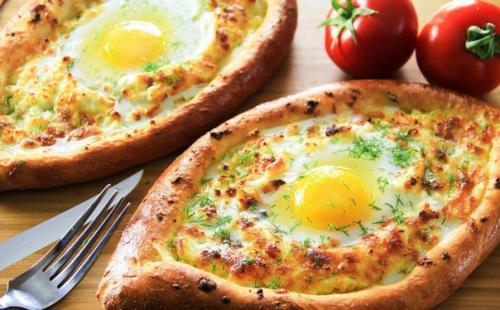 Ищу модель на прическу и макияж? На 24. 03. в 12 00.