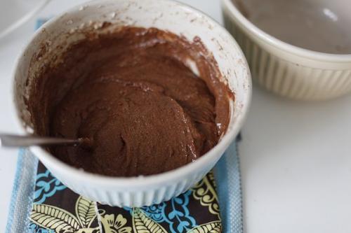 Шоколадный пирог с абрикосовым вареньем. 05 Шоколадный пирог с абрикосовым вареньем. 05