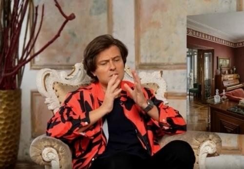 Прохор Шаляпин прокомментировал слухи о квартирах, якобы подаренных ему состоятельными поклонницами.

