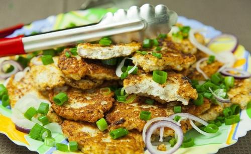 Вкусные оладьи из курицы.