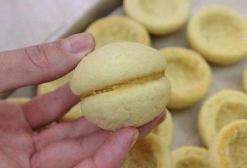 Пирожное Персики.  Ингредиенты: 04