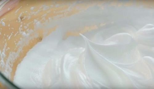 Вкусные пышные оладьи? 03