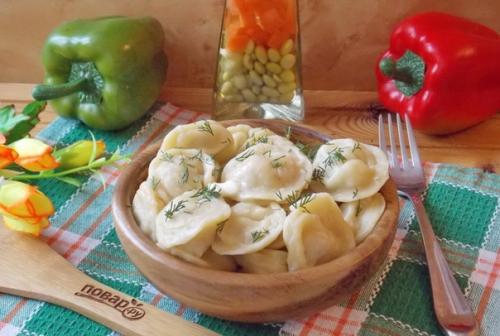 Пельмени самолепные.  Ингредиенты: