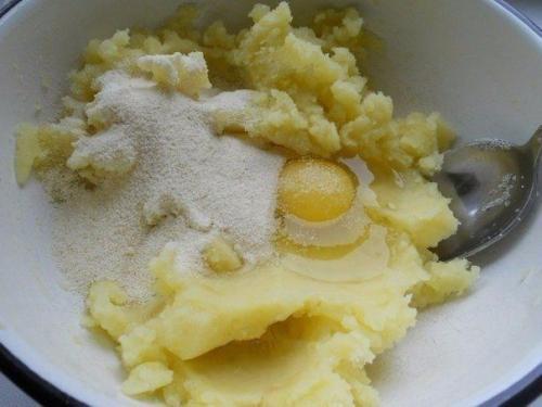 Галушки из картошки с мясом. 01