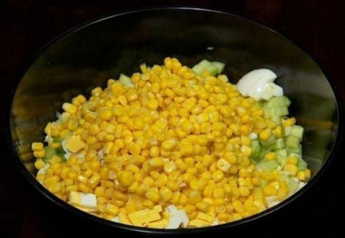 Салат из крабовых палочек с пекинской капустой. 03 Салат из крабовых палочек с пекинской капустой. 03