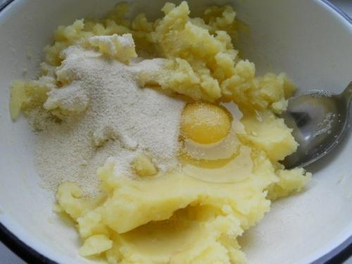 Картофельные галушки с мясом. 01