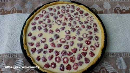 Малиновый открытый пирог со сметанной заливкой. 03