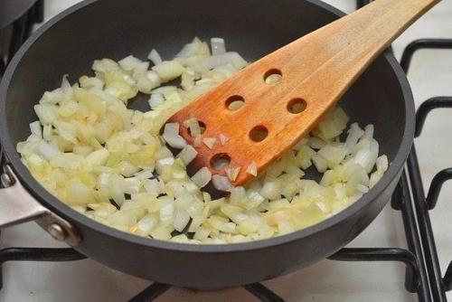 Мясные шарики из говяжьего фарша под сливочным соусом. 01