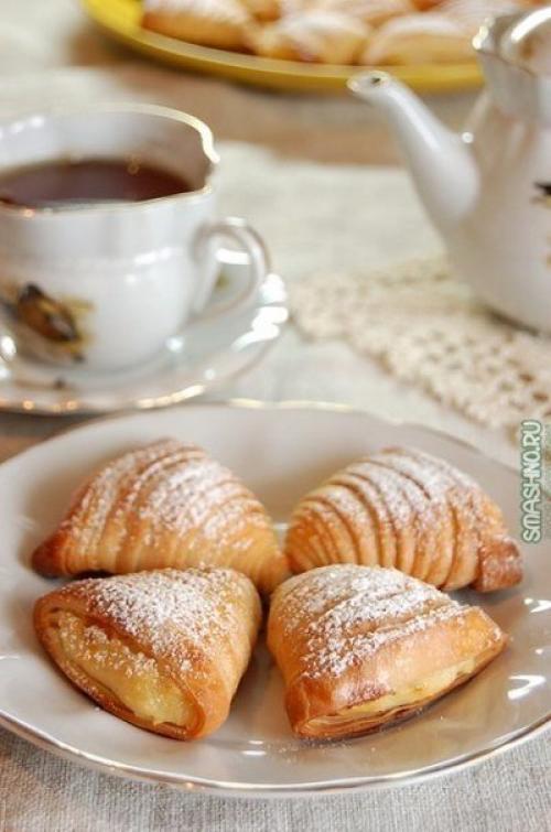 Неаполитанская кудрявая слойка. 08