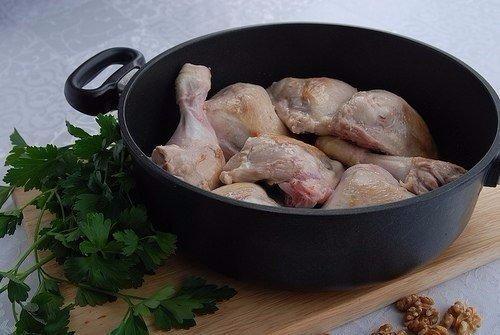 Чахохбили?   Ингредиенты:  1-1, 3 кг курицы. 02