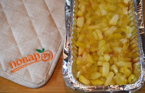 Карамельно - яблочный пудинг.

