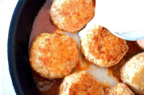 Тефтельки с подливкой по-детсадовски. 07