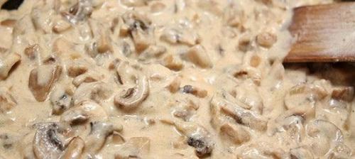 Грибной соус из шампиньонов со сливками. Грибной соус из шампиньонов со сливками.