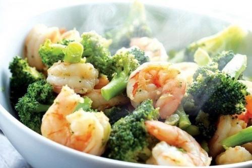 Креветки с овощами. Креветки с овощами.