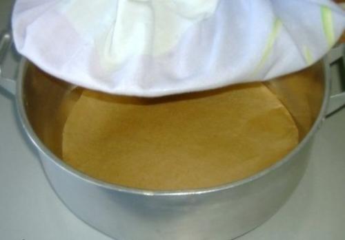 Высокий, нежный бисквит для торта (без духовки). 03