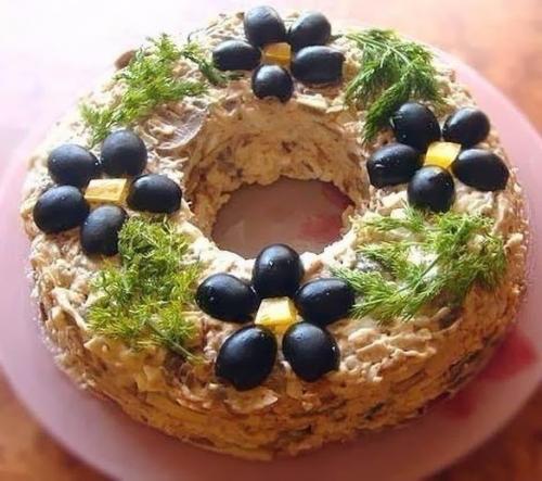 Очень красивая подача вкуснейшего салата!