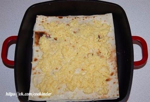 Сырный пирог из тонкого лаваша за 5 минут. 04