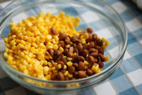 Салат с фасолью, кукурузой, курицей и. 02