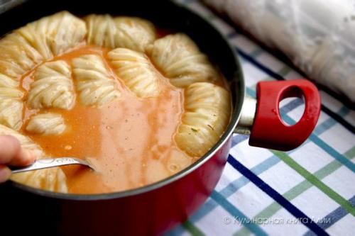 Голубцы в сметанно - томатном соусе. 08 Голубцы в сметанно - томатном соусе. 08