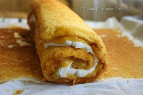 Лимонный рулет.  Цитата: данный рецепт лимонного рулета отличается невероятно нежным бисквитом. 09