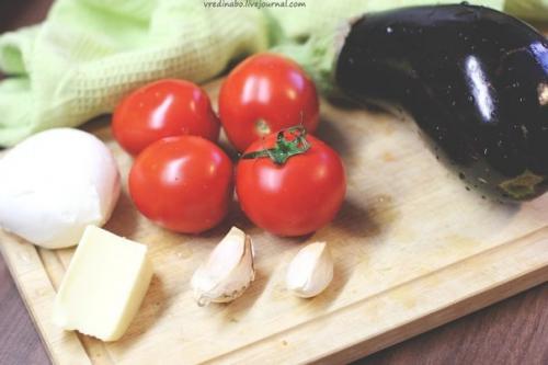 Баклажаны под помидорами с сыром. 01