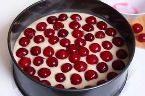 Простой пирог с вишней? 04