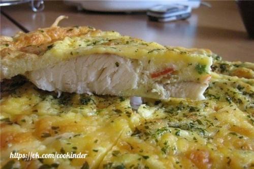 Рыба, запеченная в яйце с майонезом.