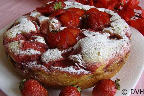 Пирог с клубникой в мультиварке? 07