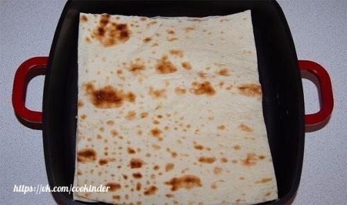 Сырный пирог из тонкого лаваша за 5 минут. 02