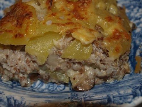 Гречневая запеканка с кабачком.