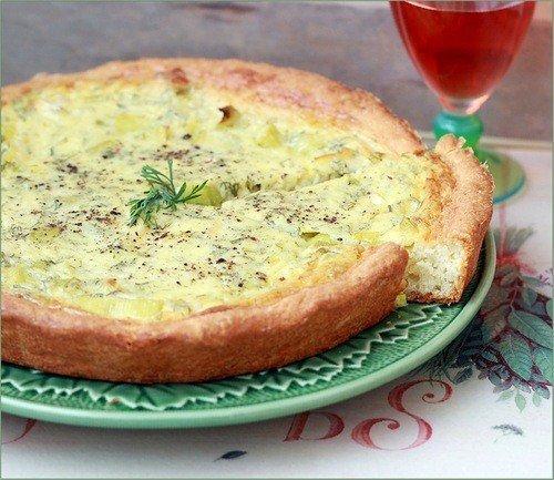 Творожный пирог с луком - пореем.

