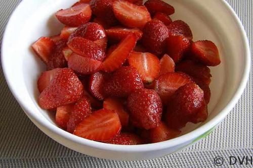 Пирог с клубникой в мультиварке? 04