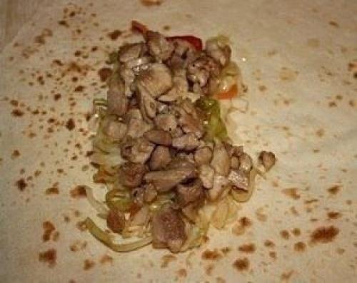 Домашняя шаурма.  Ингредиенты: 03