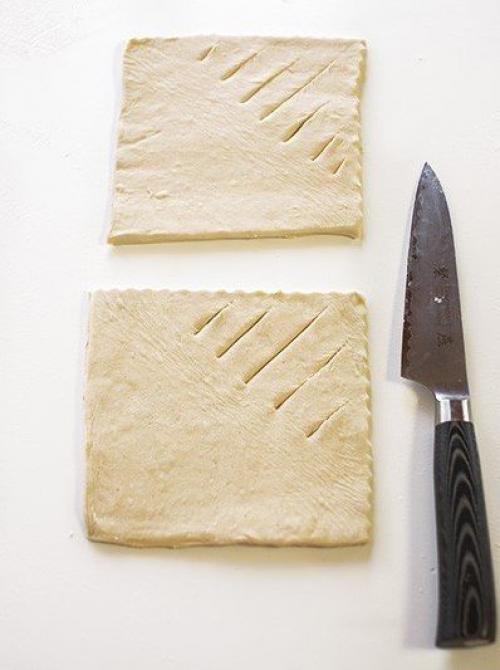 Слойки с вишней. 04