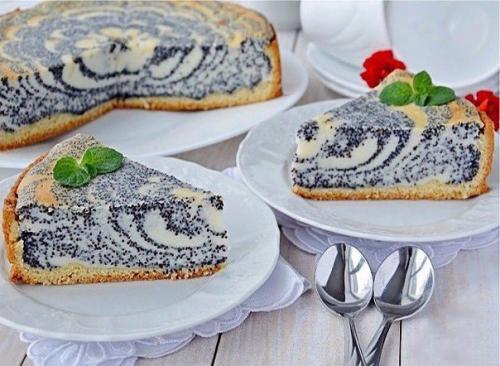 Пирог с творогом и маком.