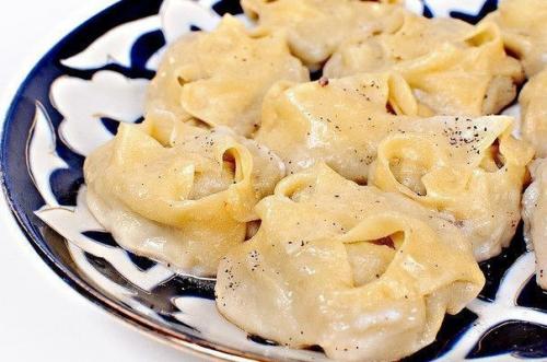 Манты по-домашнему.  Ингредиенты: