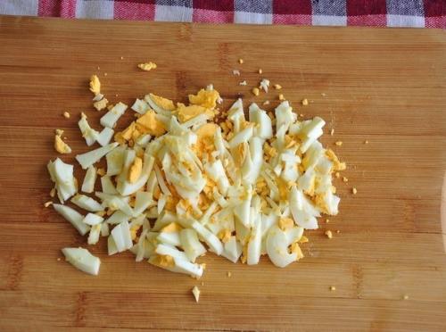 Салат из ветчины с огурцами и сыром. 03