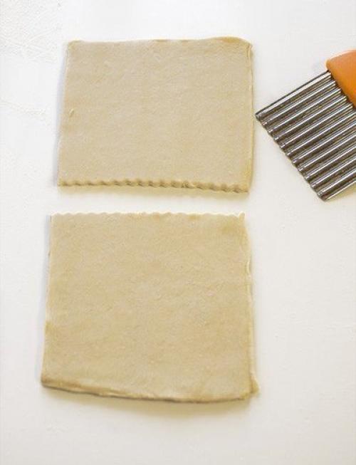 Слойки с вишней. 03