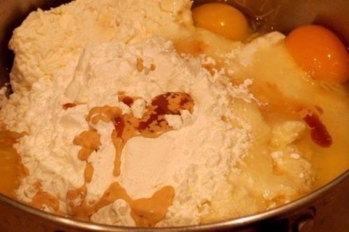 Попробуй приготовить этот шоколадно - творожный пирог - это очень просто! 01