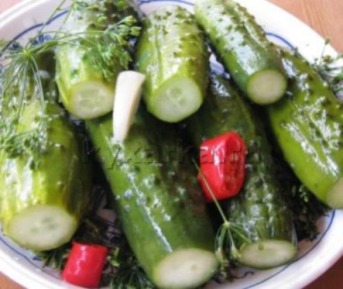 Малосольные огурцы. Ингредиенты. 03