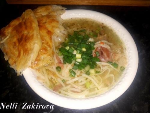 Фатир с луком.