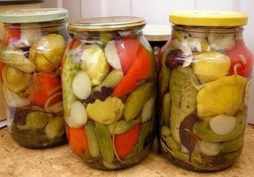 Овощное ассорти в маринаде на зиму.