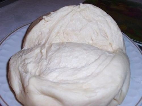 Тесто на кефире без дрожжей. Тесто на кефире для пирожков, без дрожжей.