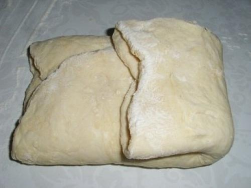 Тесто на кефире без дрожжей. Тесто на кефире для пирожков, без дрожжей.