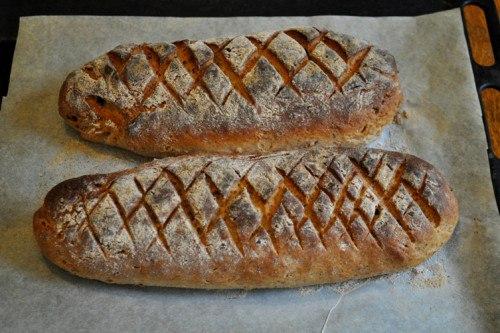 Домашний хлеб с розмарином, орехами и лавандой на ржаной и пшеничной муке. 05