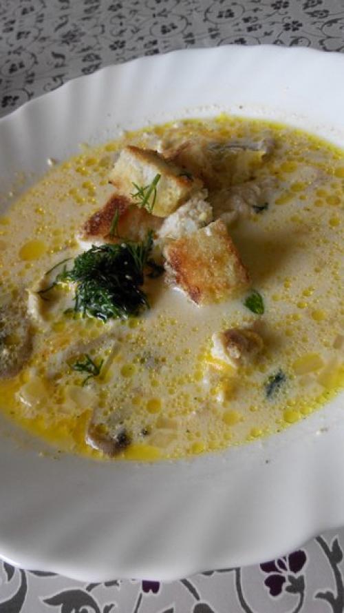 Сырный супчик с шампиньонами и курочкой - лёгкий, но очень сытный!