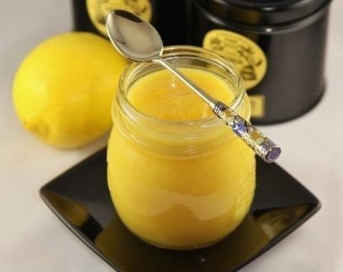 Лимонный крем.  Делается очень просто, и оторваться от него невозможно!