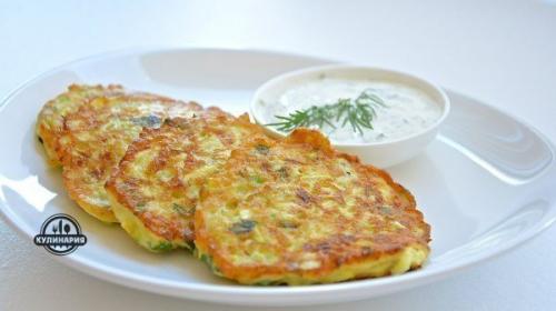 Оладьи из кабачков с сыром и чесноком. Оладьи из кабачков с сыром и чесноком.