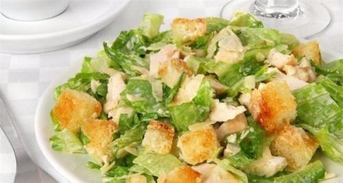 Салаты с сухариками: топ - 7 рецептов. 01